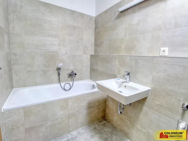 Pronájem bytu 4+kk, Znojmo, Vídeňská třída, 96 m2