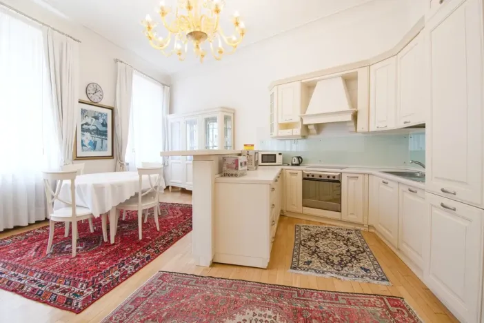 Pronájem bytu 4+kk, Praha - Nové Město, Truhlářská, 122 m2