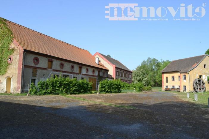 Prodej zemědělské usedlosti, Klatovy - Beňovy, 2222 m2