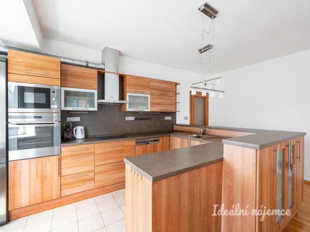 Pronájem bytu 4+kk, Praha - Kbely, Semilská, 112 m2