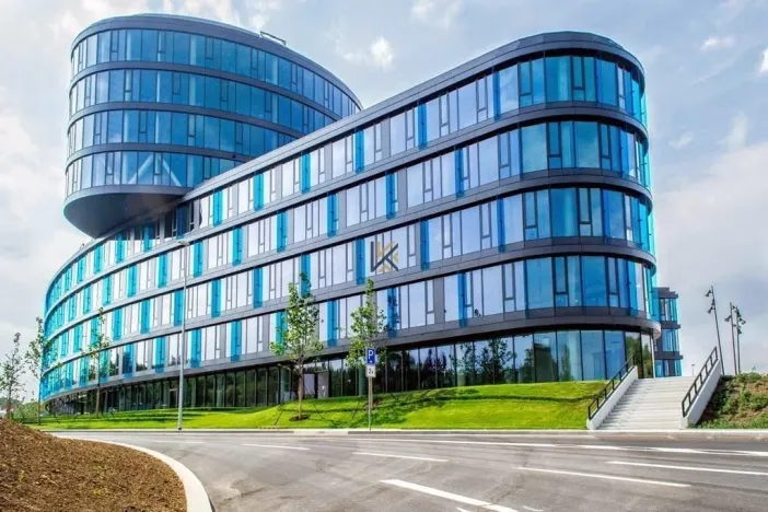 Pronájem kanceláře, Praha - Jinonice, U Trezorky, 1000 m2