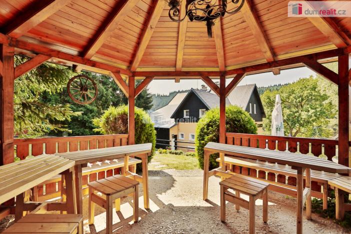 Prodej ubytování, Pernink, Karlovarská, 400 m2