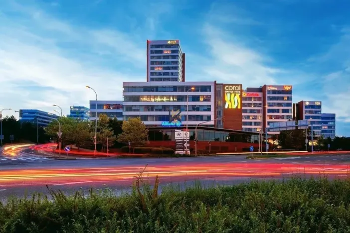 Pronájem kanceláře, Praha - Stodůlky, Bucharova, 256 m2