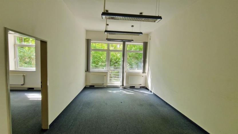 Pronájem kanceláře, Praha - Břevnov, Bělohorská, 1054 m2