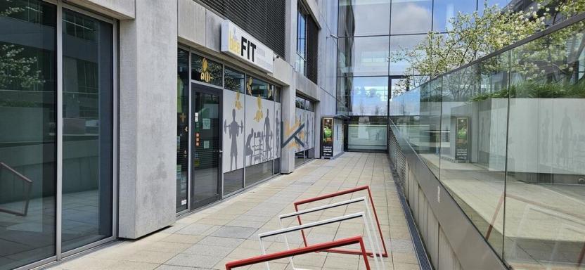 Pronájem obchodního prostoru, Praha - Nusle, Na hřebenech II, 68 m2