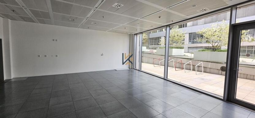 Pronájem obchodního prostoru, Praha - Nusle, Na hřebenech II, 68 m2