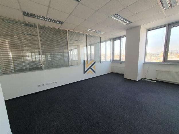 Pronájem kanceláře, Praha - Holešovice, Jankovcova, 285 m2