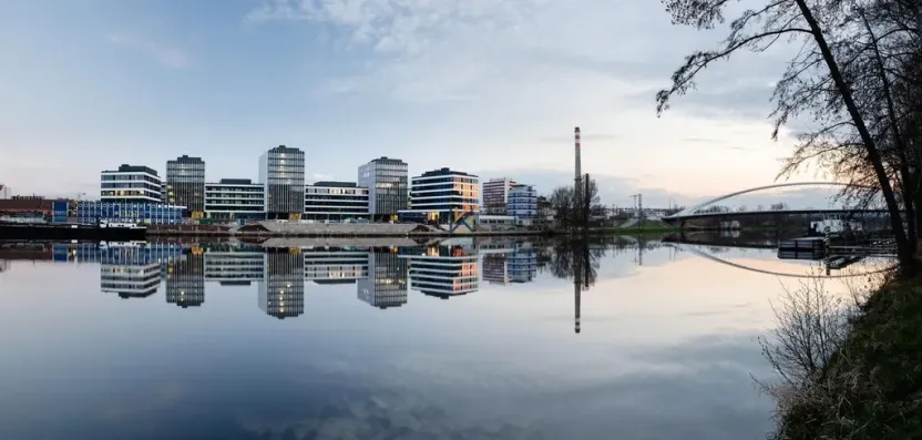 Pronájem kanceláře, Praha - Holešovice, Partyzánská, 44 m2