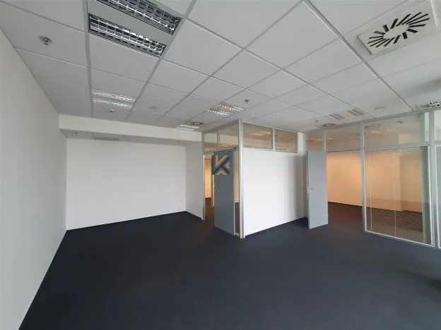 Pronájem kanceláře, Praha - Nusle, Na strži, 202 m2