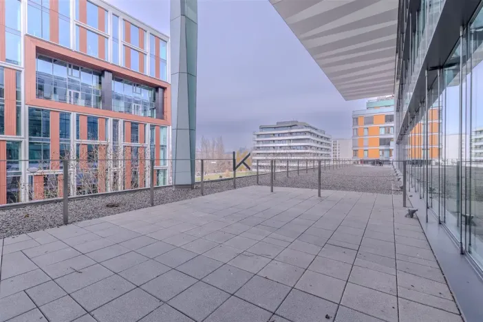 Pronájem kanceláře, Praha - Karlín, Karolinská, 886 m2