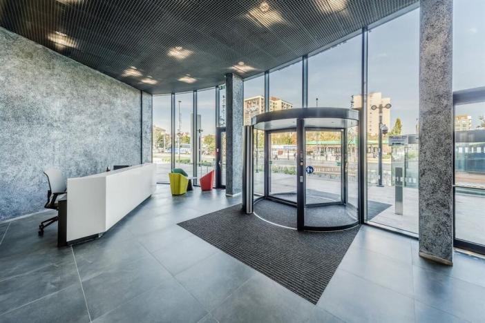 Pronájem kanceláře, Praha - Vokovice, Evropská, 518 m2