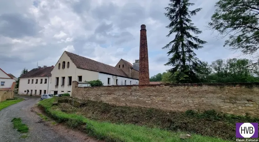 Prodej komerční nemovitosti, Královice, 6674 m2