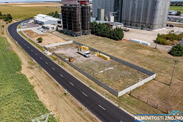 Prodej pozemku pro komerční výstavbu, Tasovice, 1650 m2