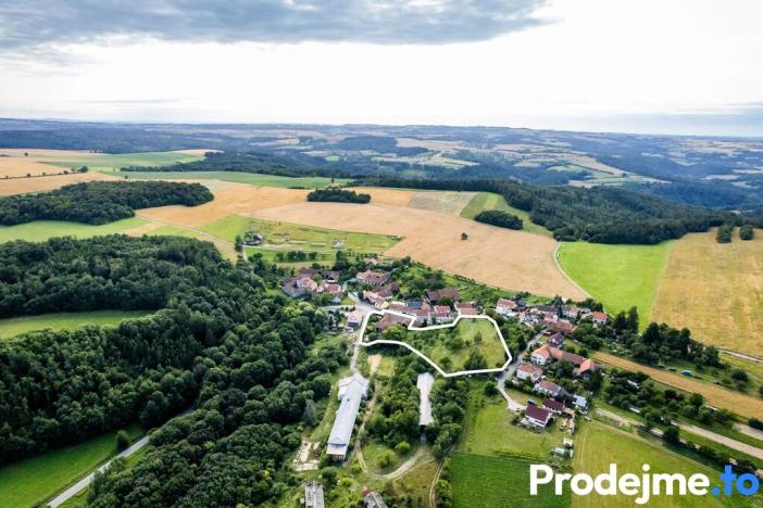 Prodej pozemku pro bydlení, Úsuší, 8074 m2