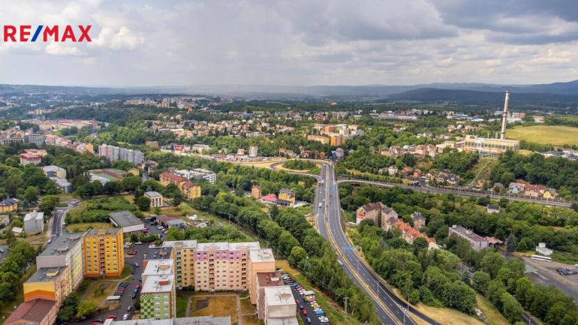 Prodej komerčního pozemku, Karlovy Vary, Uvalská, 1700 m2
