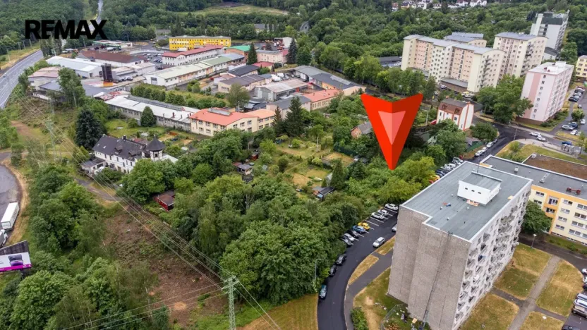 Prodej komerčního pozemku, Karlovy Vary, Uvalská, 1700 m2