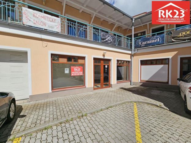 Pronájem obchodního prostoru, Mariánské Lázně, Hlavní třída, 81 m2