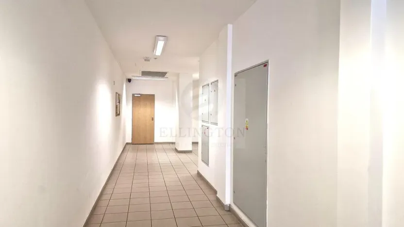 Pronájem bytu 1+kk, Klecany, V Honech, 35 m2