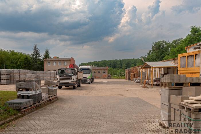 Prodej výrobních prostor, Moravský Krumlov, Pod Leskounem, 2555 m2