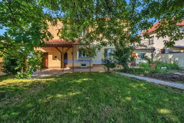 Prodej rodinného domu, Radíkovice, 240 m2