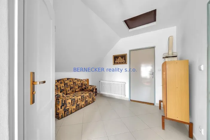 Prodej rodinného domu, Radíkovice, 240 m2