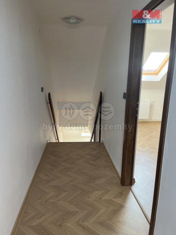 Prodej bytu 4+kk, Chrudim, Resselovo náměstí, 168 m2