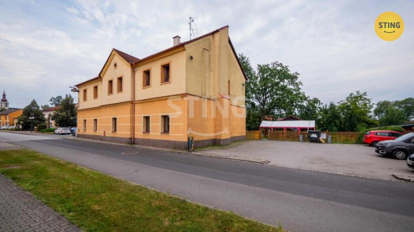 Prodej restaurace, Paskov, Náměstí, 500 m2