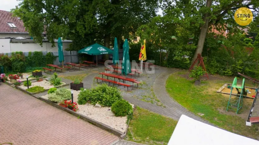 Prodej restaurace, Paskov, Náměstí, 500 m2