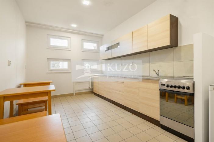 Pronájem ubytování, Plzeň, K Papírně, 574 m2