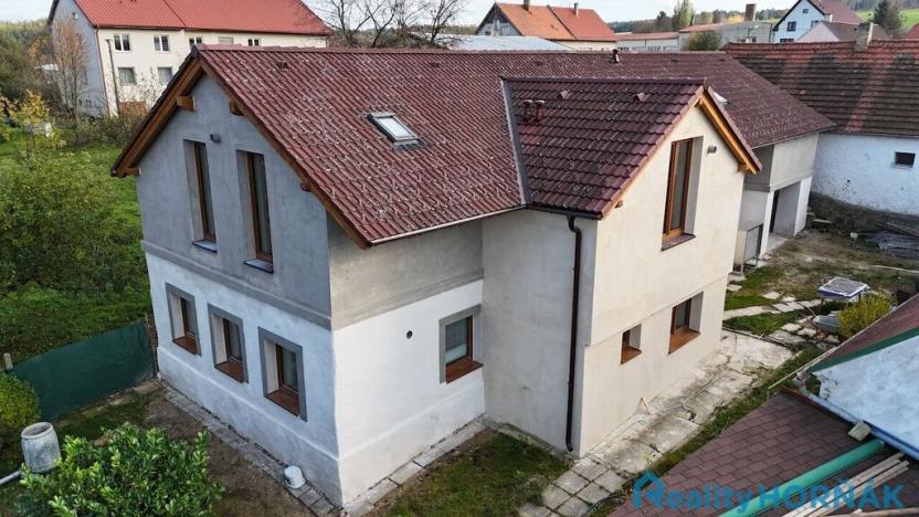 Prodej rodinného domu, Albrechtice nad Vltavou, 204 m2