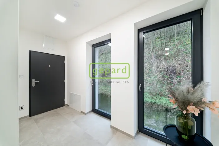 Prodej bytu 2+kk, Praha - Bohnice, V Zámcích, 53 m2