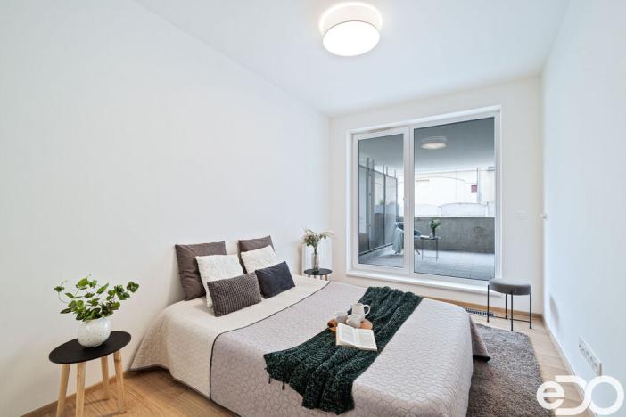 Prodej bytu 2+kk, Praha - Hrdlořezy, Mezilehlá, 85 m2