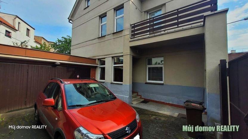 Pronájem bytu 2+1, Praha - Kobylisy, Nad záložnou, 60 m2