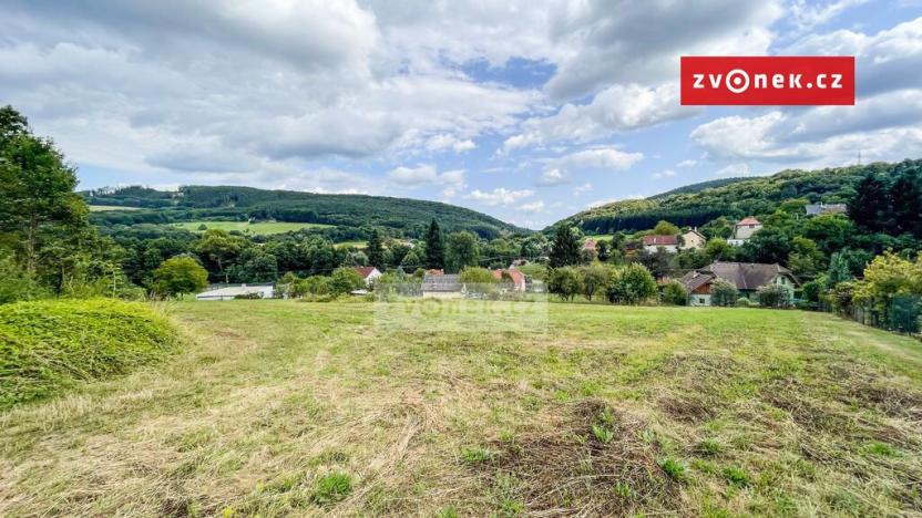 Prodej pozemku pro bydlení, Březůvky, 6443 m2