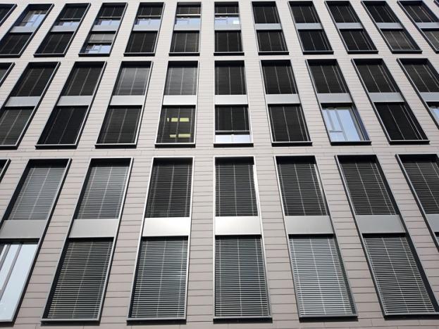 Pronájem kanceláře, Praha - Karlín, Sokolovská, 560 m2