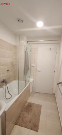 Pronájem bytu 2+kk, Bruntál, nám. Míru, 70 m2