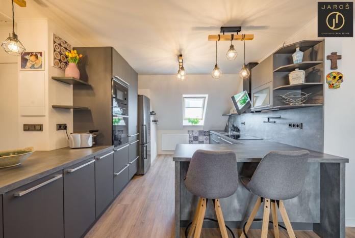 Prodej rodinného domu, Velká Dobrá, K Horce, 350 m2