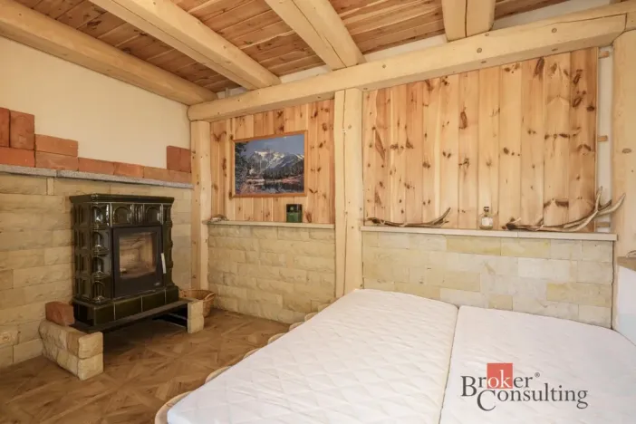 Prodej komerční nemovitosti, Doksy, Valdštejnská, 498 m2