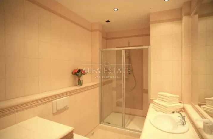 Pronájem bytu 4+kk, Karlovy Vary, U Imperiálu, 150 m2