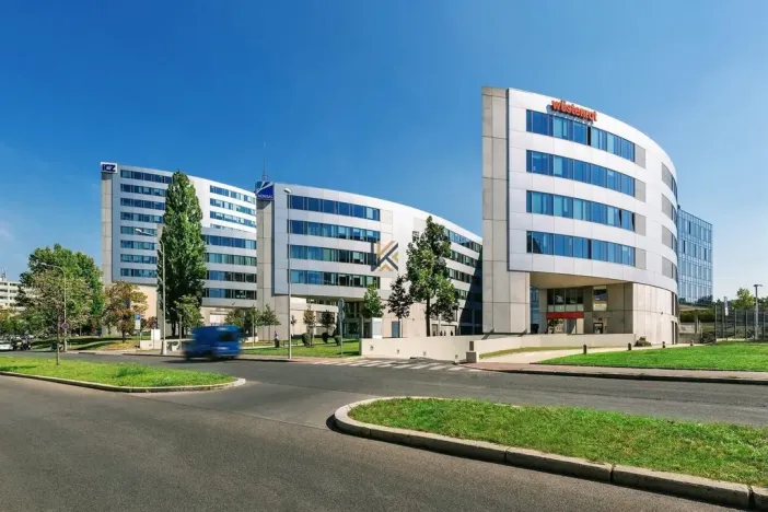 Pronájem kanceláře, Praha - Nusle, Na hřebenech II, 651 m2