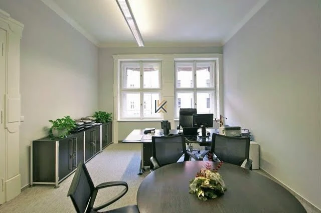 Pronájem kanceláře, Praha - Nové Město, Na Poříčí, 218 m2