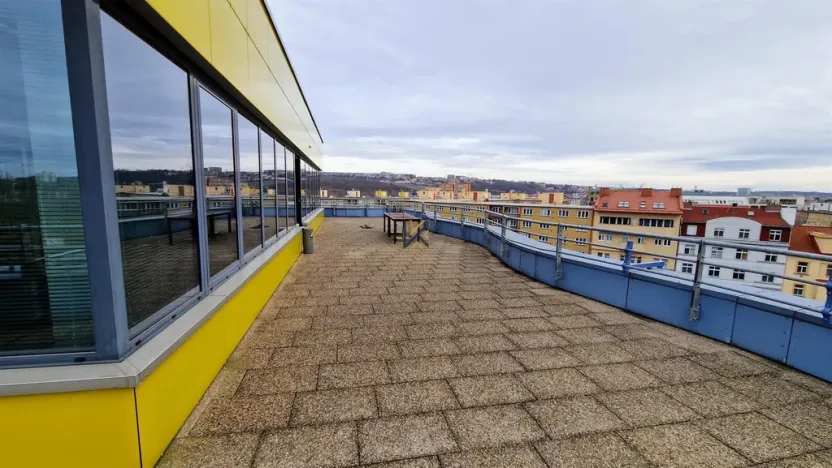 Pronájem kanceláře, Praha - Libeň, Českomoravská, 746 m2