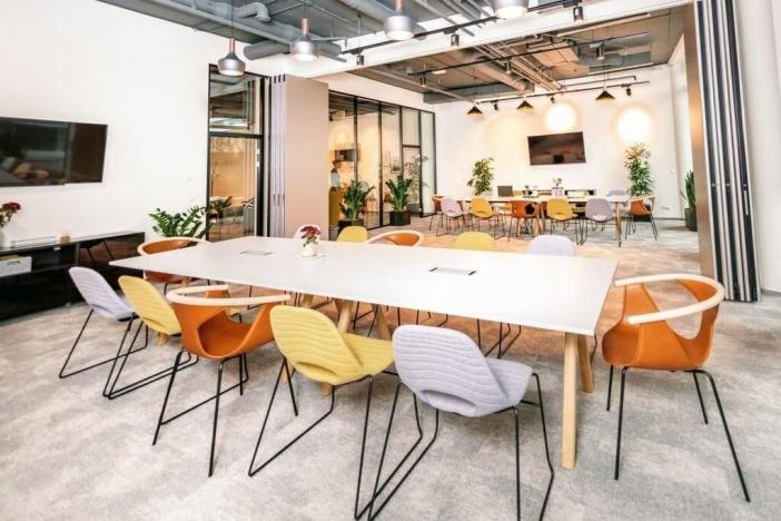 Pronájem kanceláře, Praha - Stodůlky, Bucharova, 487 m2