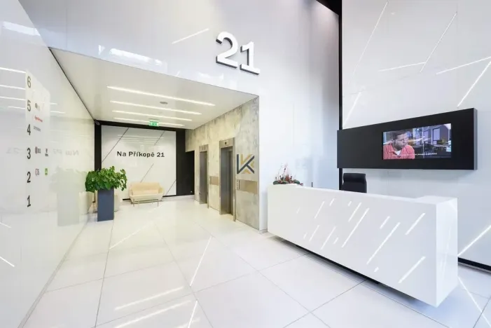 Pronájem kanceláře, Praha - Staré Město, Na příkopě, 637 m2