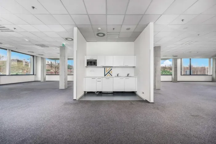 Pronájem kanceláře, Praha - Stodůlky, náměstí Junkových, 2427 m2