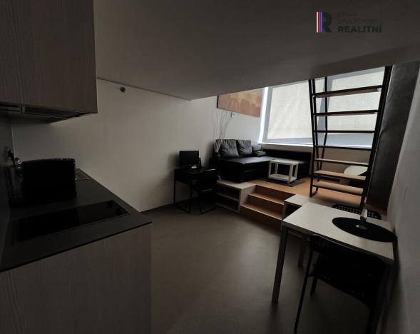 Pronájem bytu 1+kk, Zlín, J. A. Bati, 41 m2