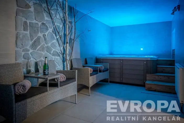 Prodej ubytování, Jablonec nad Jizerou, 200 m2