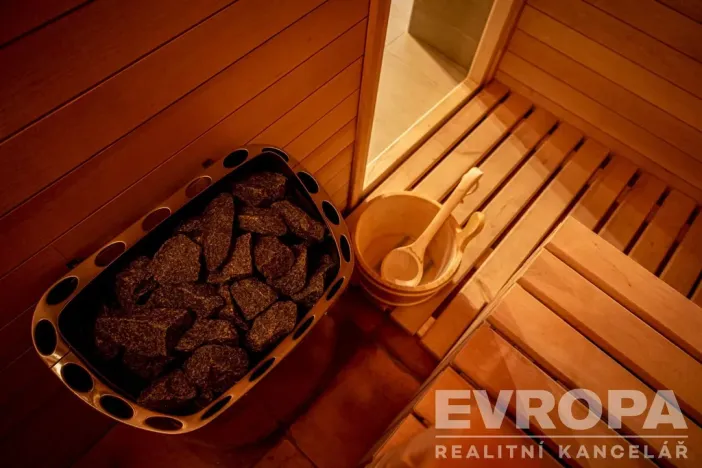 Prodej ubytování, Jablonec nad Jizerou, 200 m2