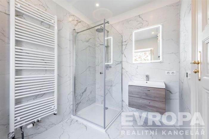 Prodej bytu 3+kk, Praha - Nové Město, Pod Slovany, 100 m2