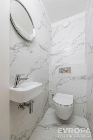 Prodej bytu 3+kk, Praha - Nové Město, Pod Slovany, 100 m2